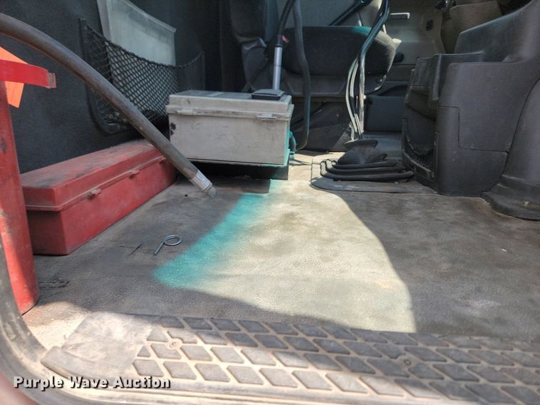 image for item OD9673 2004 Sterling  L9500 ready mix truck