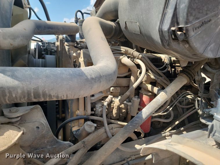 image for item OD9673 2004 Sterling  L9500 ready mix truck