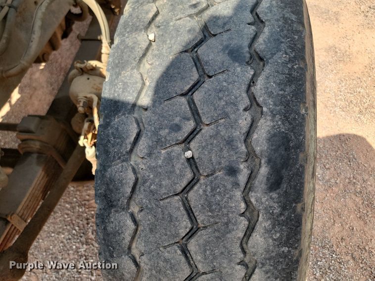 image for item OD9673 2004 Sterling  L9500 ready mix truck