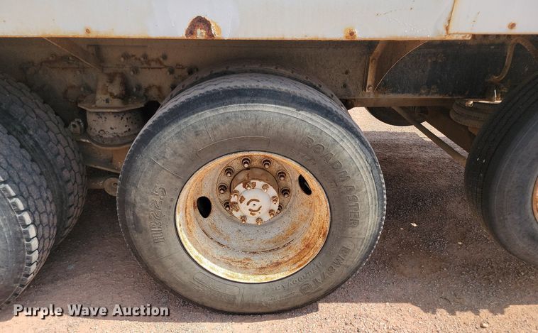 image for item OD9673 2004 Sterling  L9500 ready mix truck