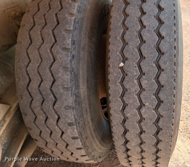 image for item OD9673 2004 Sterling  L9500 ready mix truck