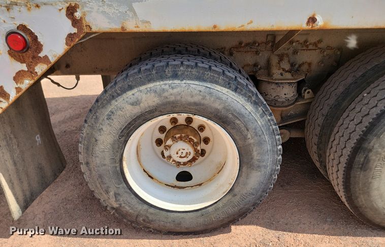 image for item OD9673 2004 Sterling  L9500 ready mix truck