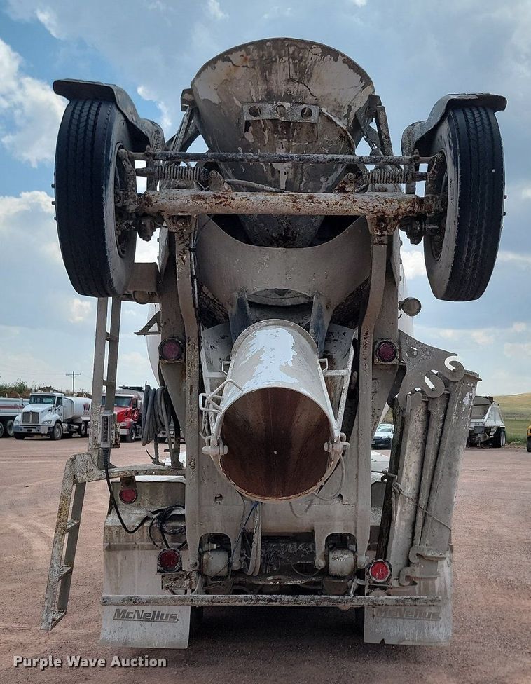 image for item OD9674 2001 Kenworth  W900 ready mix truck