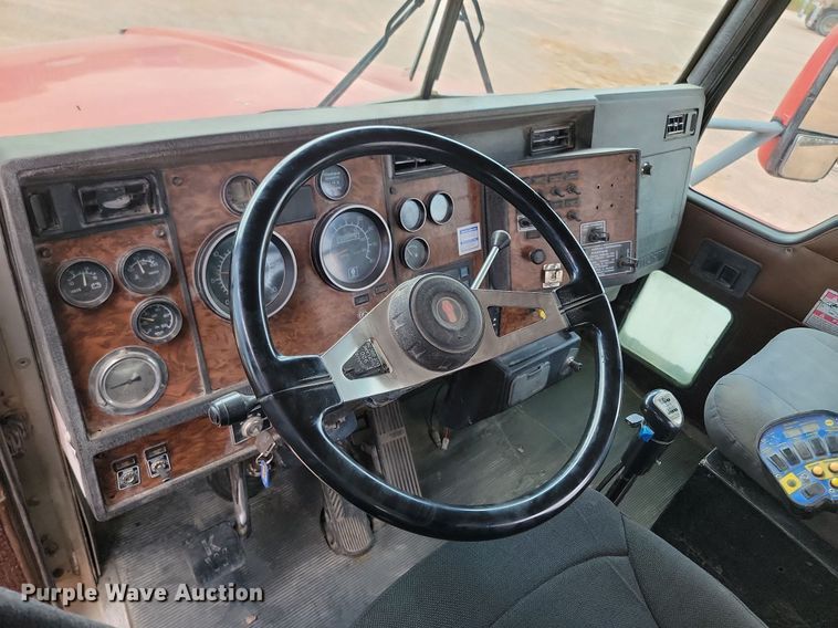 image for item OD9674 2001 Kenworth  W900 ready mix truck