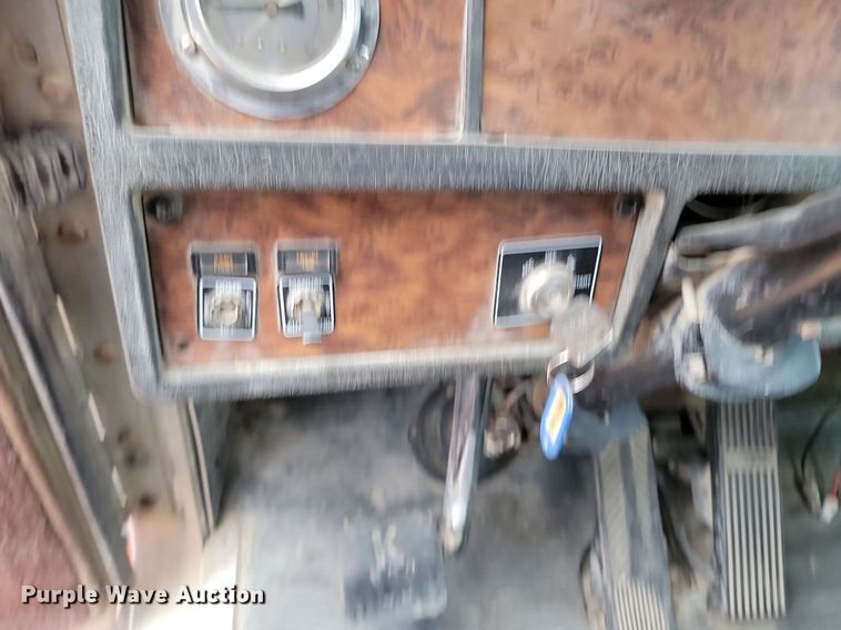 image for item OD9674 2001 Kenworth  W900 ready mix truck