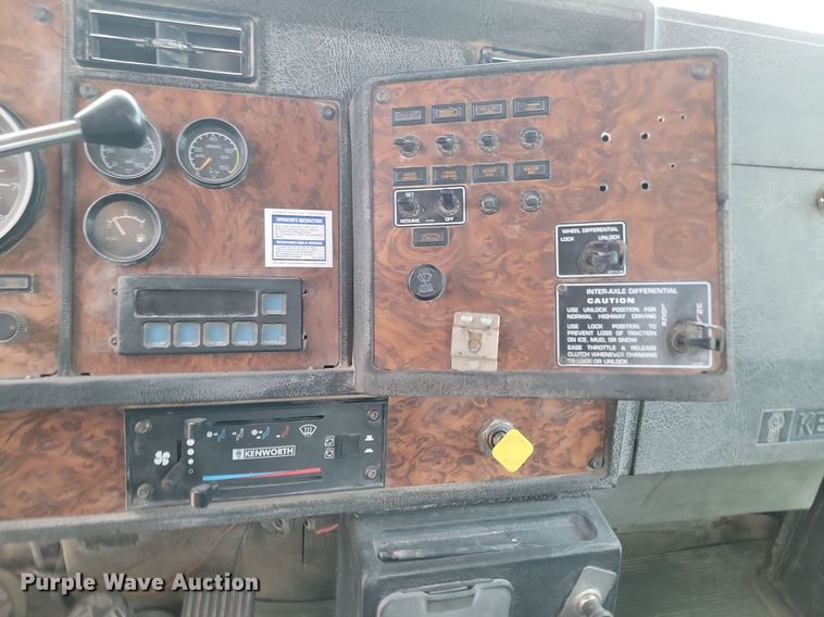 image for item OD9674 2001 Kenworth  W900 ready mix truck