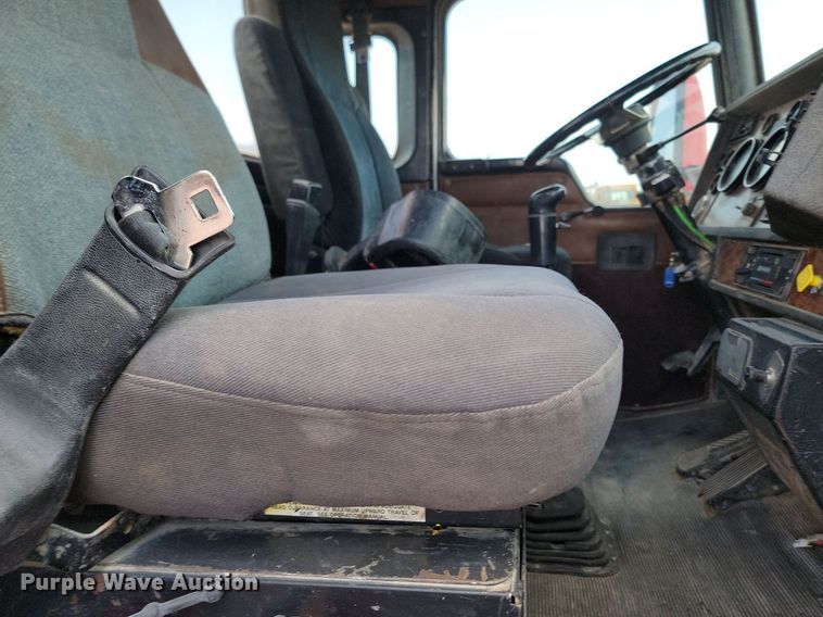 image for item OD9674 2001 Kenworth  W900 ready mix truck