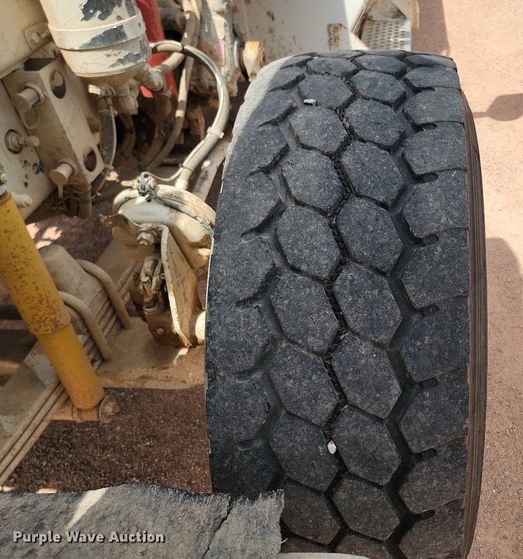 image for item OD9674 2001 Kenworth  W900 ready mix truck