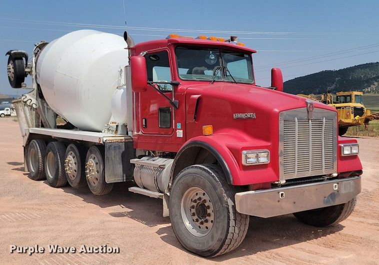 image for item OD9675 2003 Kenworth  W900 ready mix truck