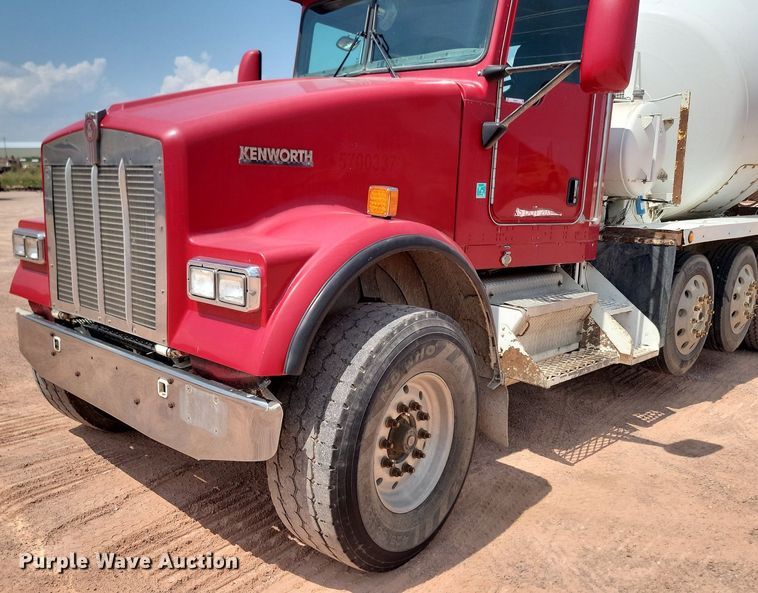 image for item OD9675 2003 Kenworth  W900 ready mix truck