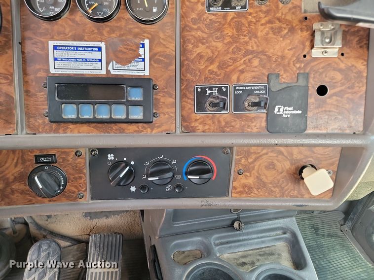 image for item OD9675 2003 Kenworth  W900 ready mix truck