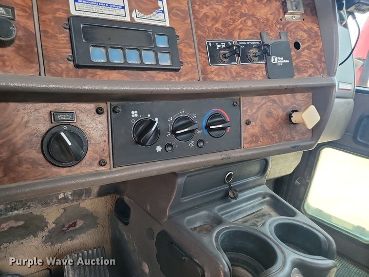 image for item OD9675 2003 Kenworth  W900 ready mix truck