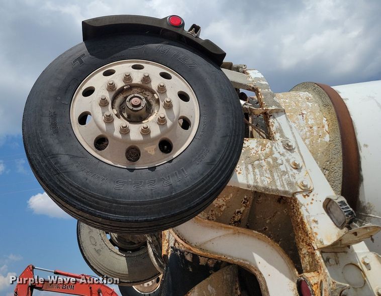 image for item OD9675 2003 Kenworth  W900 ready mix truck