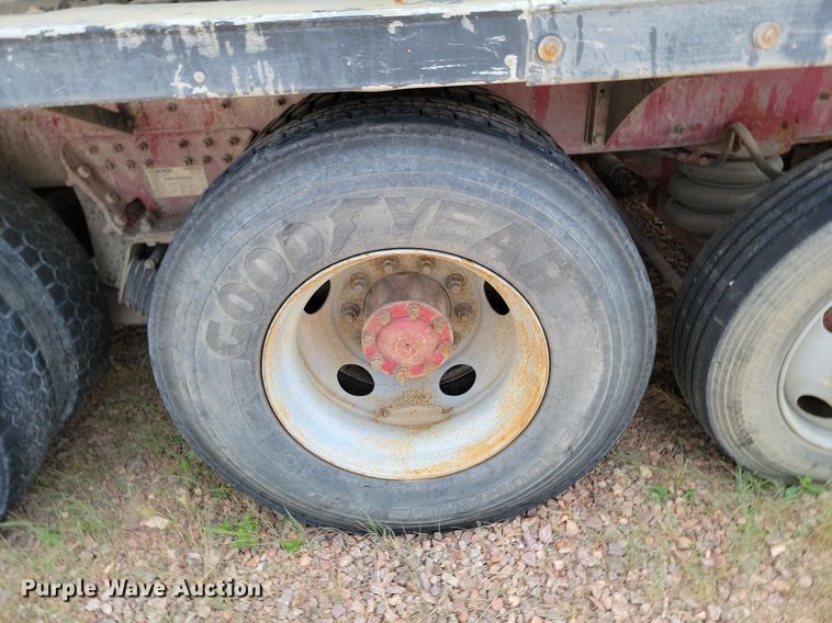 image for item OD9676 2006 Sterling  L9500 ready mix truck