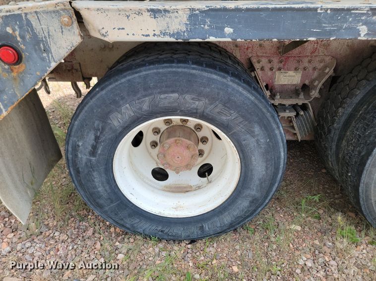 image for item OD9676 2006 Sterling  L9500 ready mix truck