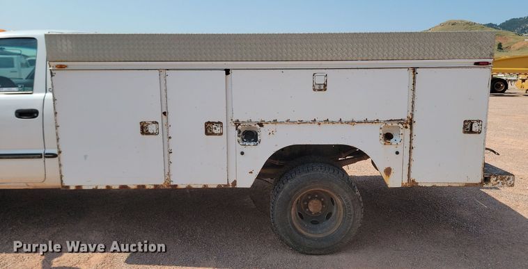 image for item OD9679 2001 Dodge  Ram 3500 utility bed pickup truck