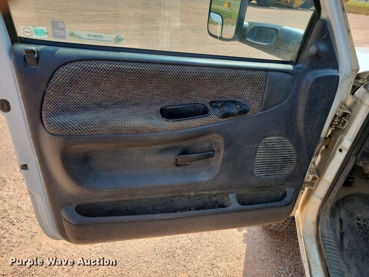 image for item OD9679 2001 Dodge  Ram 3500 utility bed pickup truck