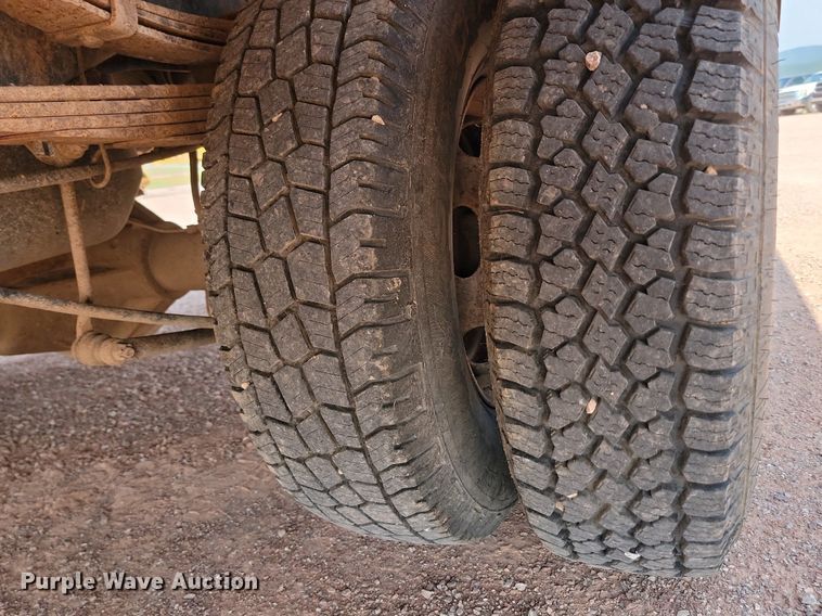 image for item OD9679 2001 Dodge  Ram 3500 utility bed pickup truck