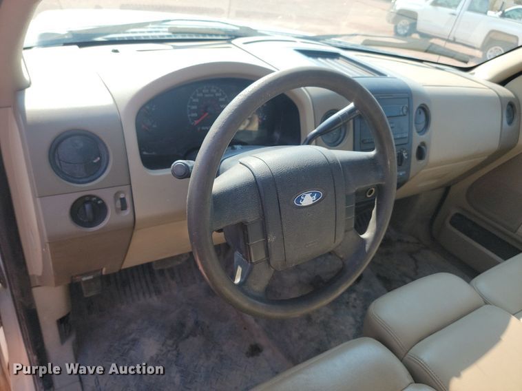 image for item OD9682 2006 Ford F150 pickup truck