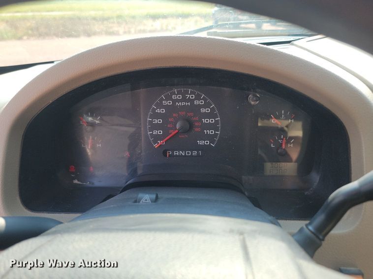 image for item OD9682 2006 Ford F150 pickup truck