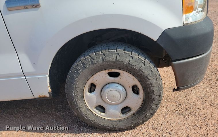 image for item OD9682 2006 Ford F150 pickup truck