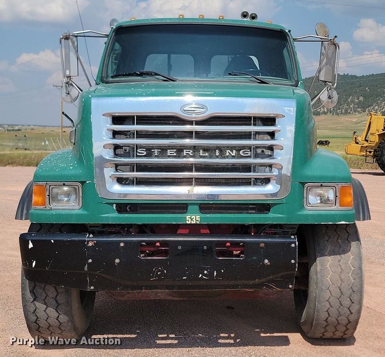 image for item OD9683 2003 Sterling  L9500 ready mix truck