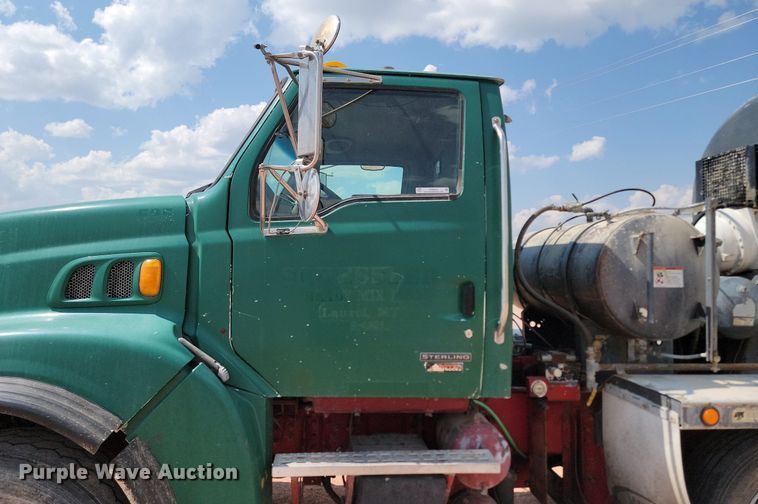 image for item OD9683 2003 Sterling  L9500 ready mix truck