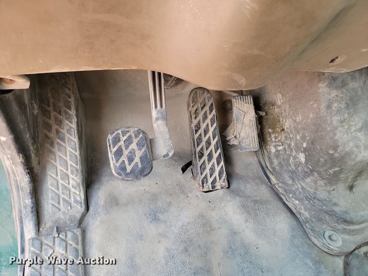 image for item OD9683 2003 Sterling  L9500 ready mix truck