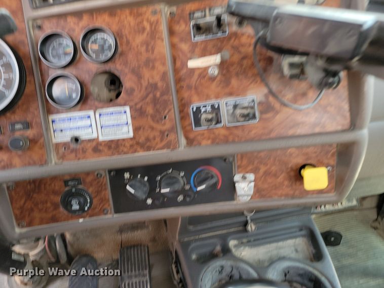 image for item OD9684 2002 Kenworth  W900 ready mix truck