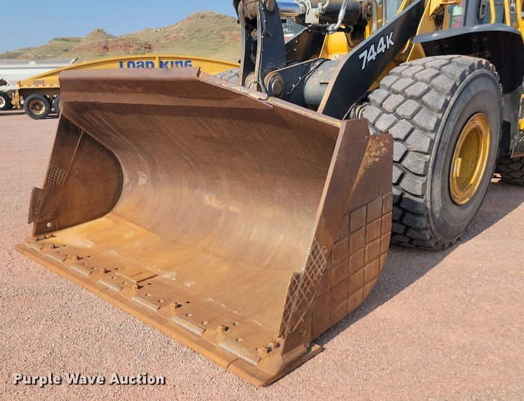 image for item OD9685 2012 John Deere 744K wheel loader