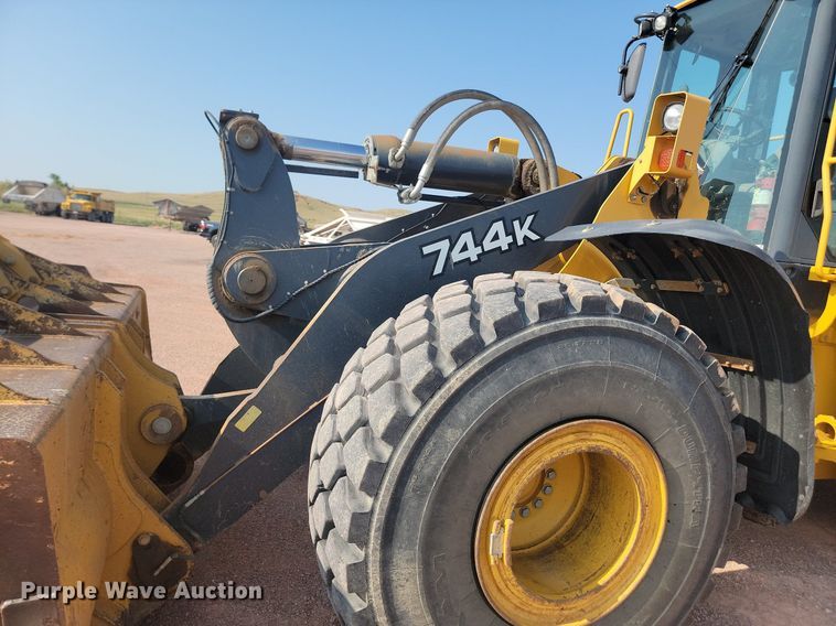 image for item OD9685 2012 John Deere 744K wheel loader