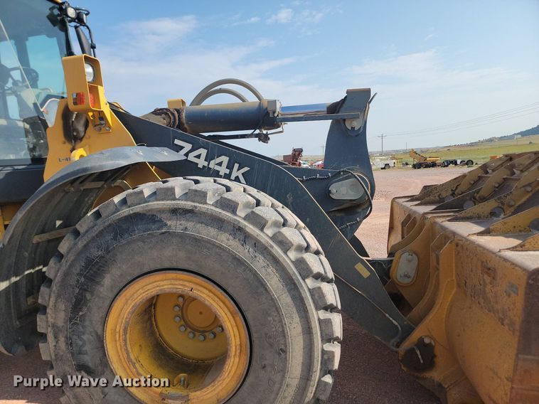 image for item OD9685 2012 John Deere 744K wheel loader