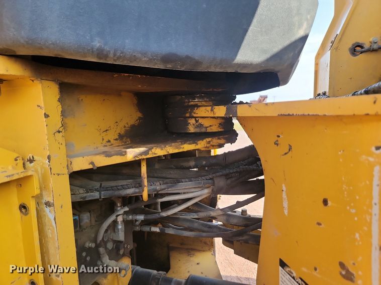 image for item OD9685 2012 John Deere 744K wheel loader