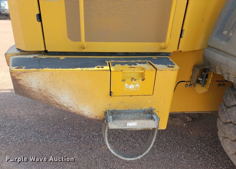 image for item OD9685 2012 John Deere 744K wheel loader