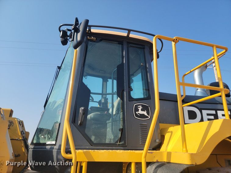 image for item OD9685 2012 John Deere 744K wheel loader