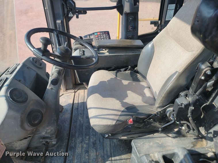 image for item OD9685 2012 John Deere 744K wheel loader