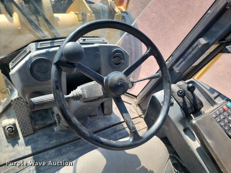 image for item OD9685 2012 John Deere 744K wheel loader