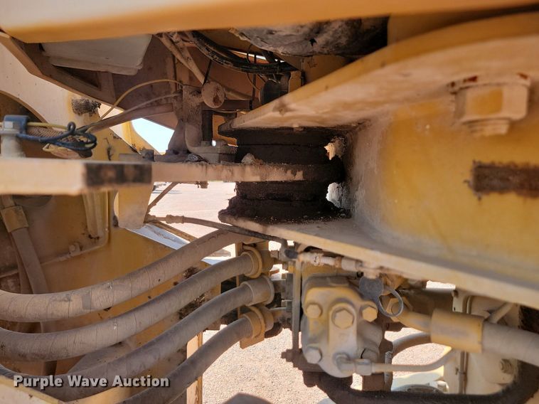 image for item OD9686 1985 Caterpillar 936 wheel loader