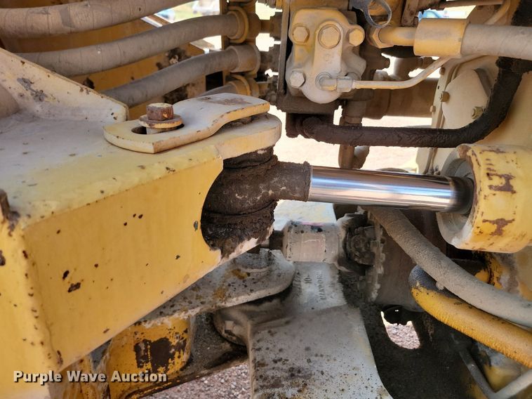image for item OD9686 1985 Caterpillar 936 wheel loader