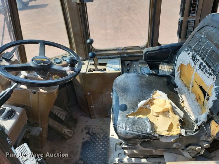 image for item OD9686 1985 Caterpillar 936 wheel loader