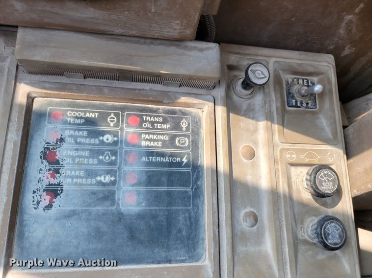 image for item OD9686 1985 Caterpillar 936 wheel loader