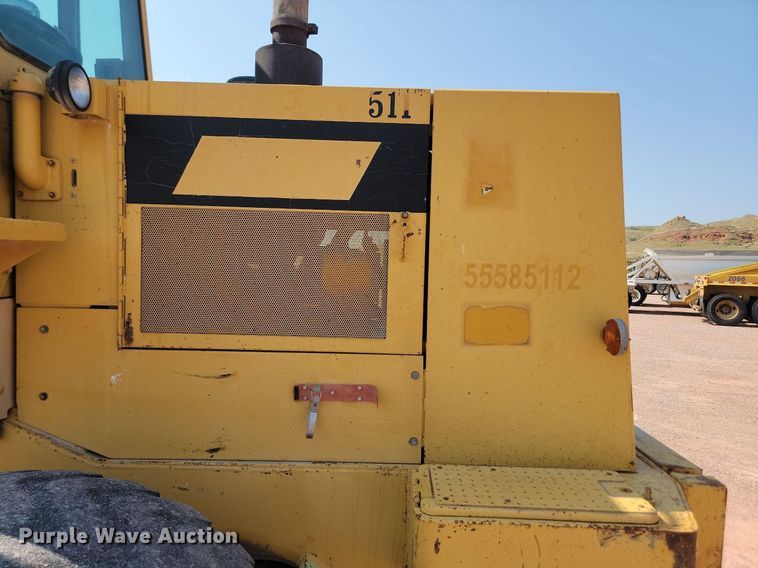 image for item OD9686 1985 Caterpillar 936 wheel loader