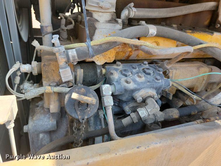 image for item OD9686 1985 Caterpillar 936 wheel loader
