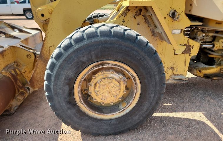 image for item OD9686 1985 Caterpillar 936 wheel loader