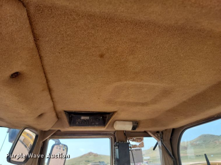 image for item OD9687 1995 Caterpillar 938F wheel loader