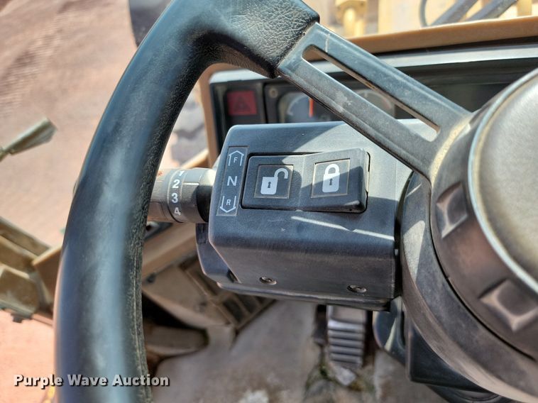 image for item OD9687 1995 Caterpillar 938F wheel loader