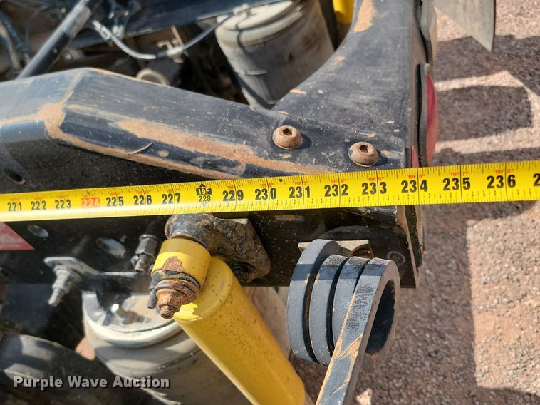 image for item OD9688 2014 Volvo  VNL semi truck