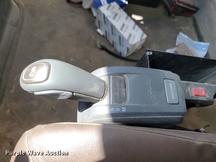 image for item OD9688 2014 Volvo  VNL semi truck