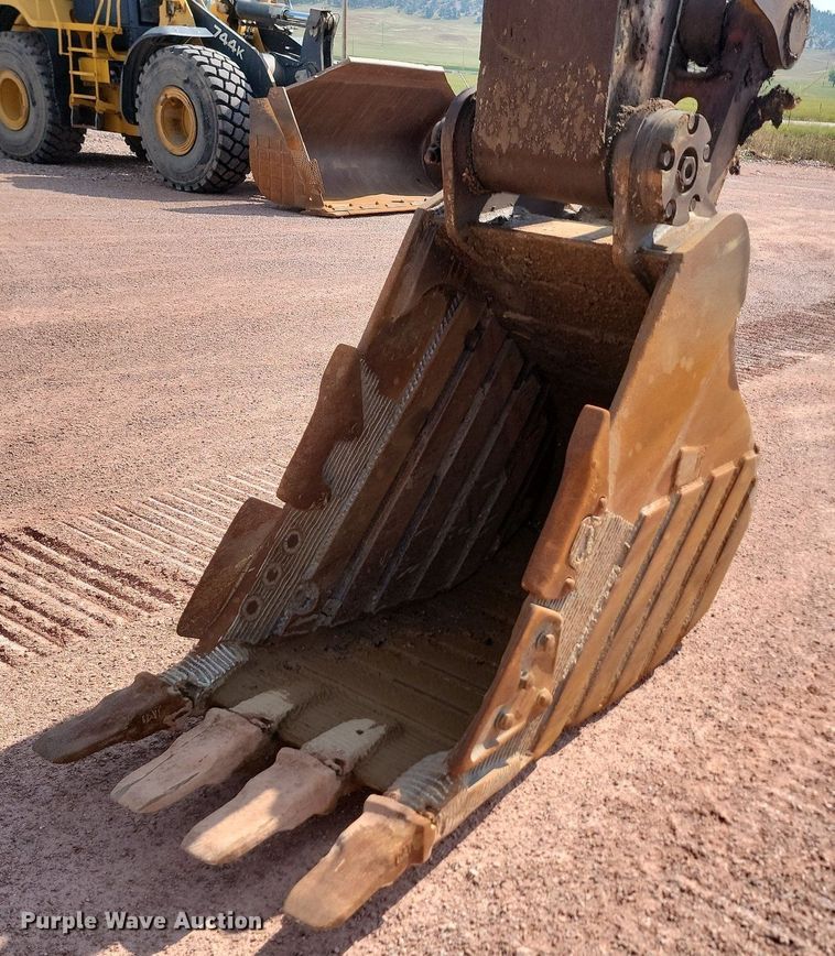image for item OD9689 2006 Link-Belt 330 LX excavator