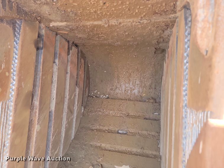 image for item OD9689 2006 Link-Belt 330 LX excavator